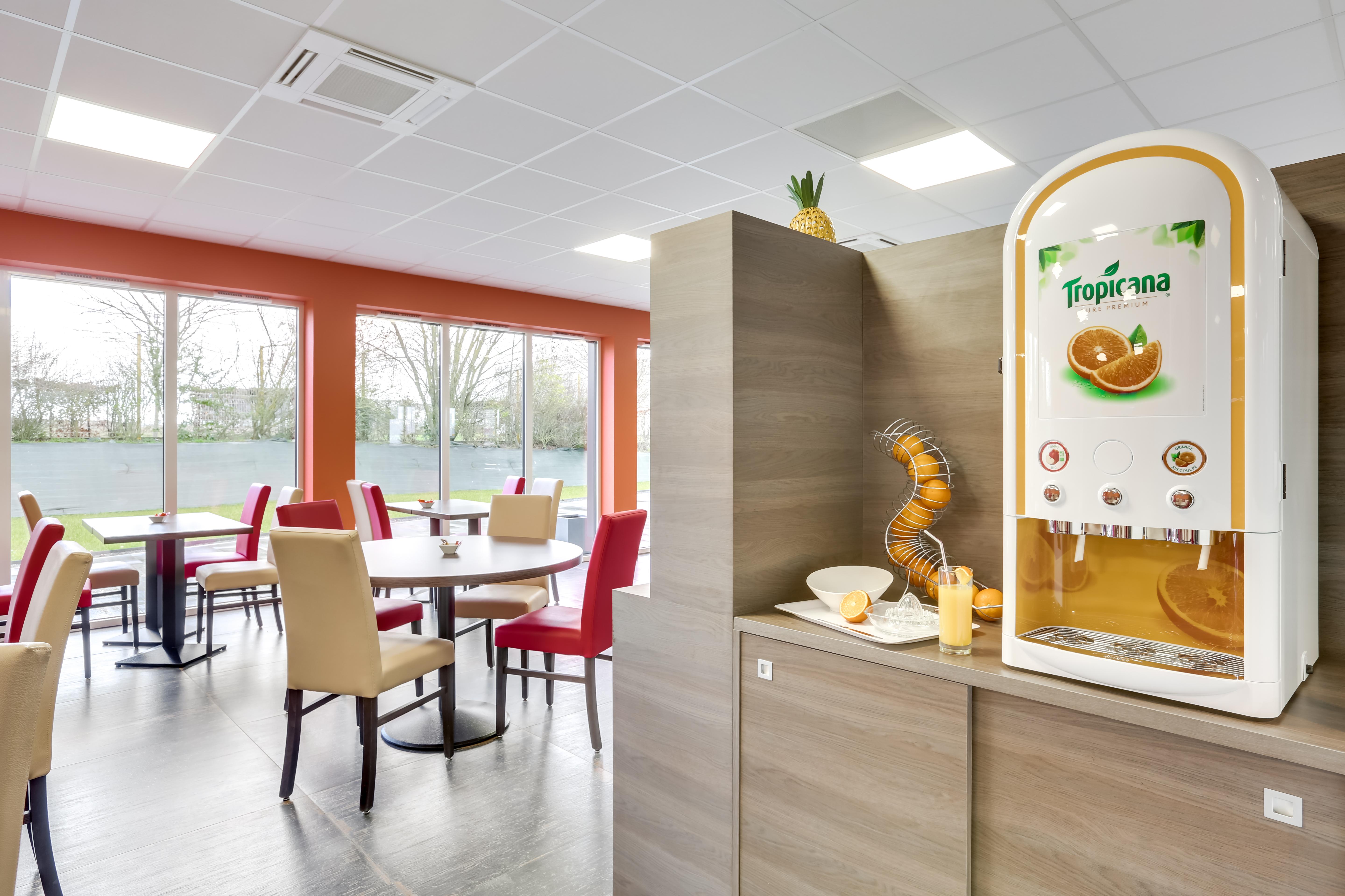 Caen Memorial Hotel 2*