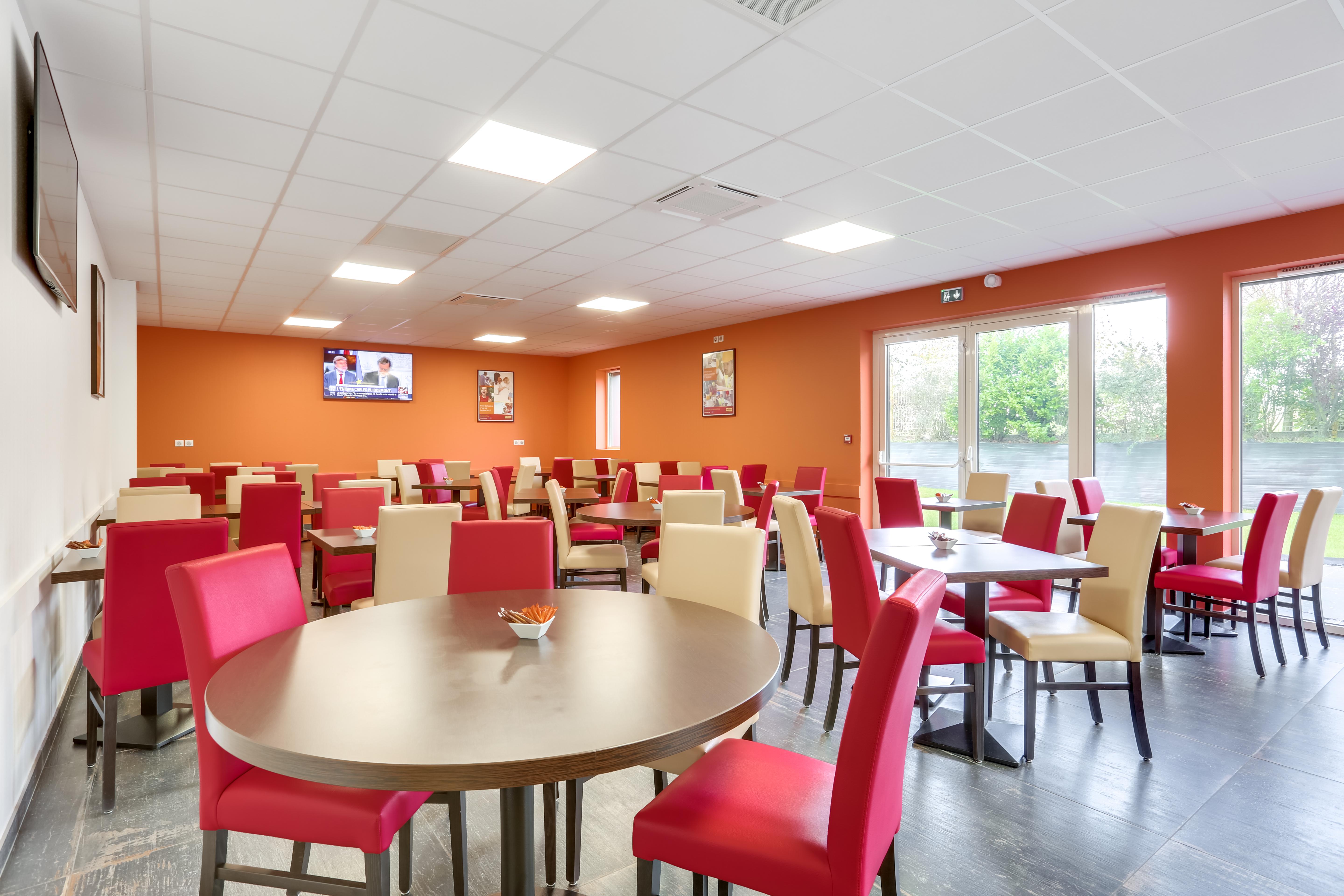 Caen Memorial Hotel 2*